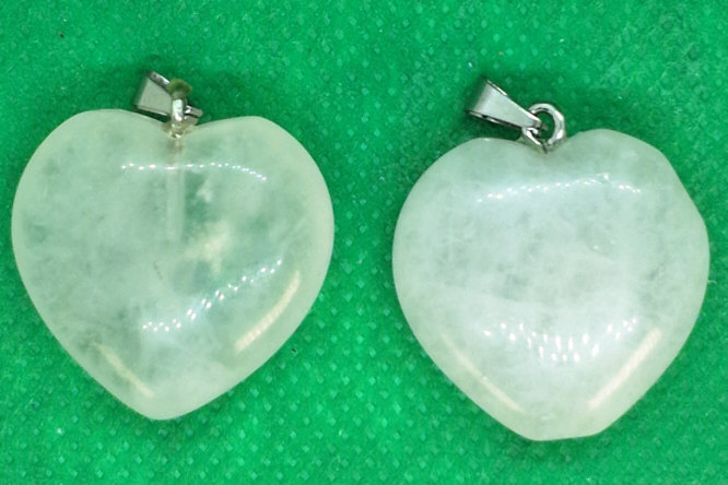 Amuleto Talisman 2 Colgantes Corazon Blanco Para que ambos o ambas sientan esa conexion cercania proteccion y amor_A