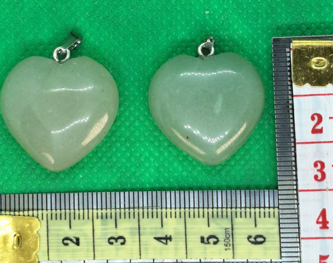 Amuleto Talisman 2 Colgantes Corazon Verde Claro Para que ambos o ambas sientan esa conexion cercania proteccion y amor_B