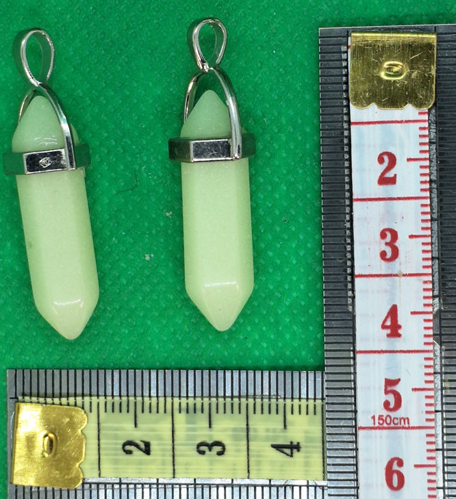 Amuleto Talisman Punta Verde Claro 2 Colgantes Para que ambos o ambas sientan esa conexion cercania proteccion y amor_B